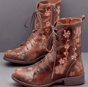 Women's Doc Martens autumn and winter flat thick heel lace-up ankle boots embroidered women's boots (Color: Coffee, size: 35)